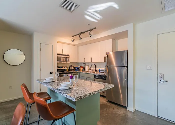Apartamento 2br Roosevelt Row Gym Pool Parking Sleeps 8
