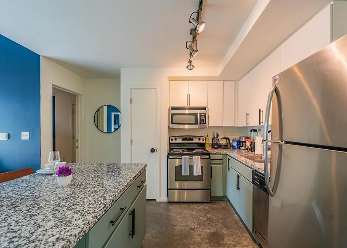 Apartamento 2br Roosevelt Row Gym Pool Parking Sleeps 8